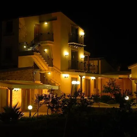 Hotel Villa Demetra 4*