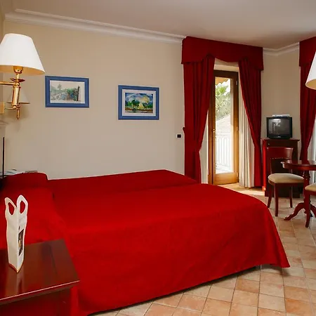Hotel Demetra 4*