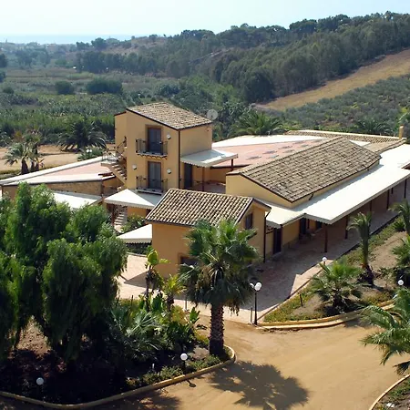 Demetra 4*