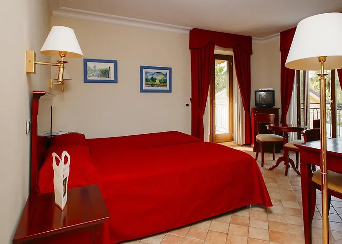 Hotel Villa Demetra 4*